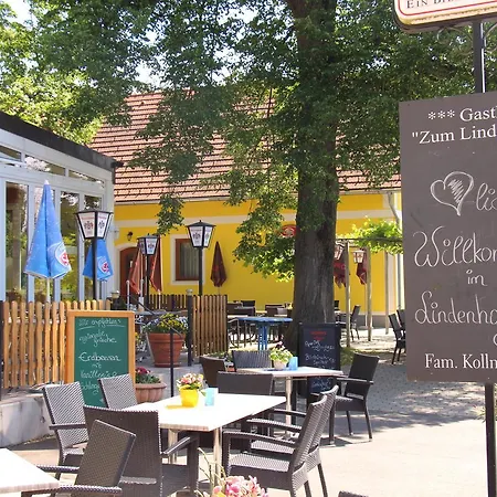 Zum Lindenhof Hotel
